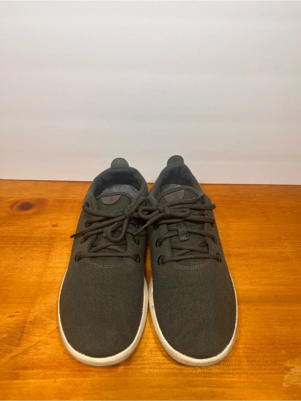 allbirds Men's Dark Gray Athletic Lace-Up Sneakers with White Sole